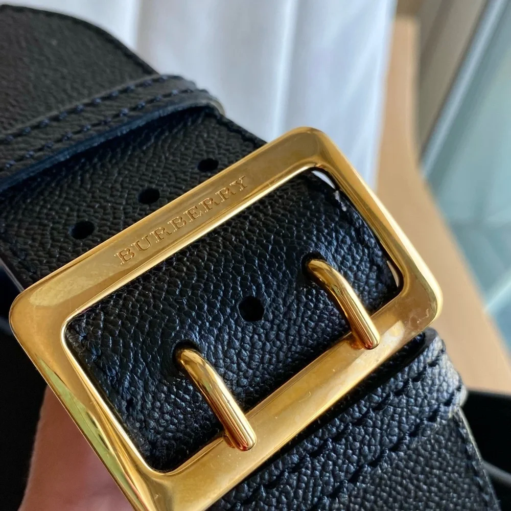 BURBERRY Elmstone Black Leather Hobo Bag - Picture 7 of 10